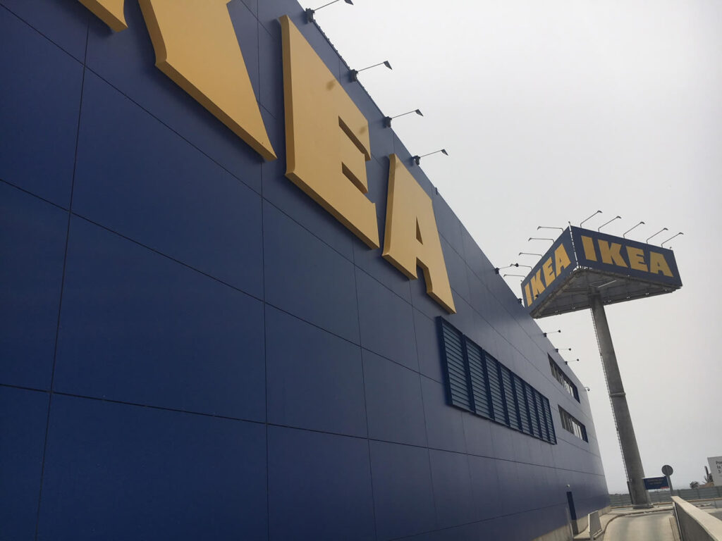 fachada Ikea por siarqa